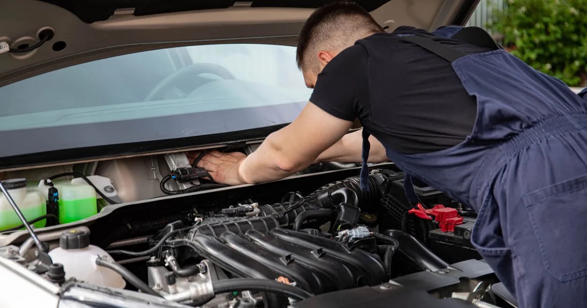 Vice caché sur voiture : quels délais pour agir et quels recours ?